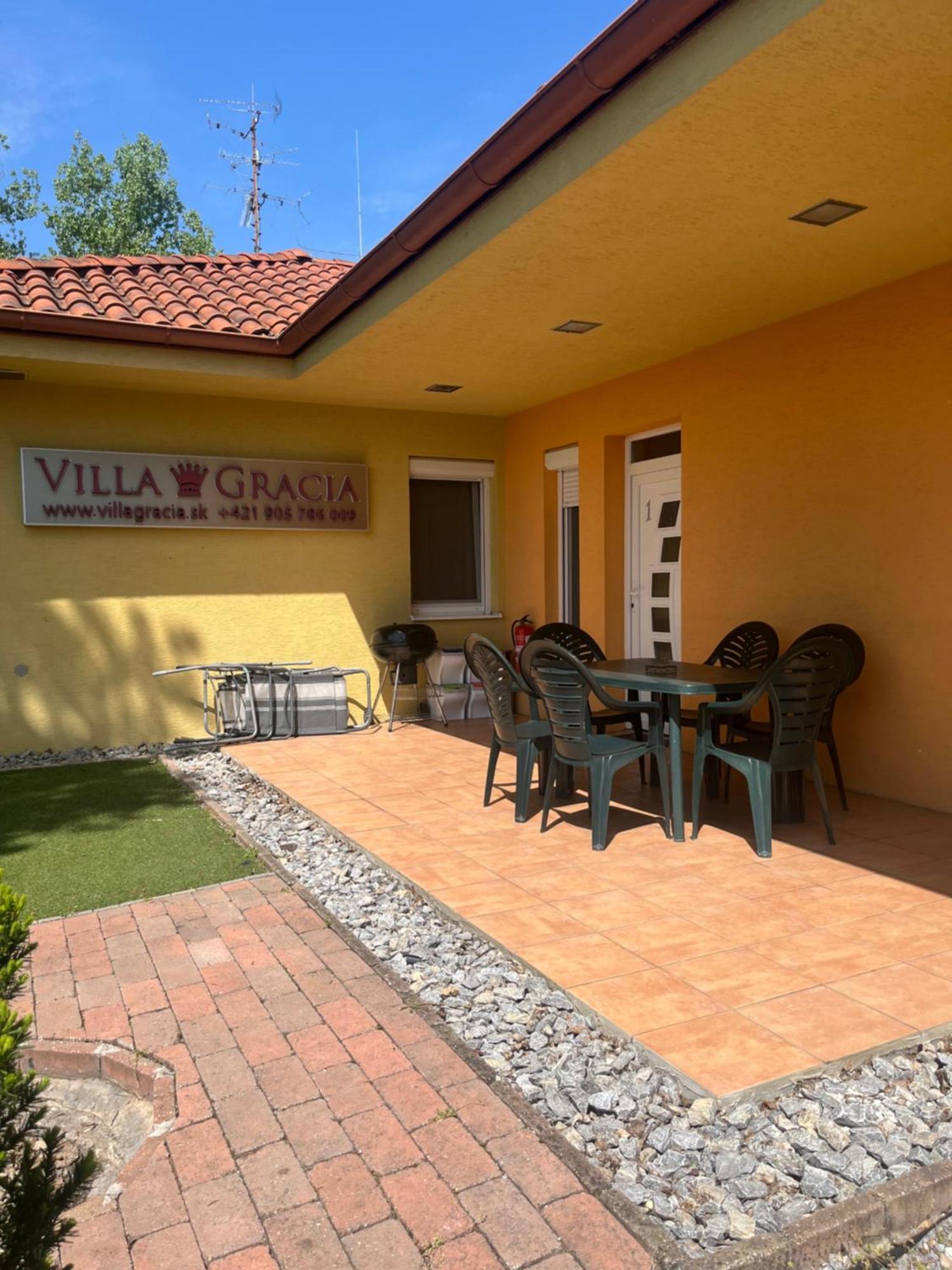 Villa Gracia Patince Zewnętrze zdjęcie