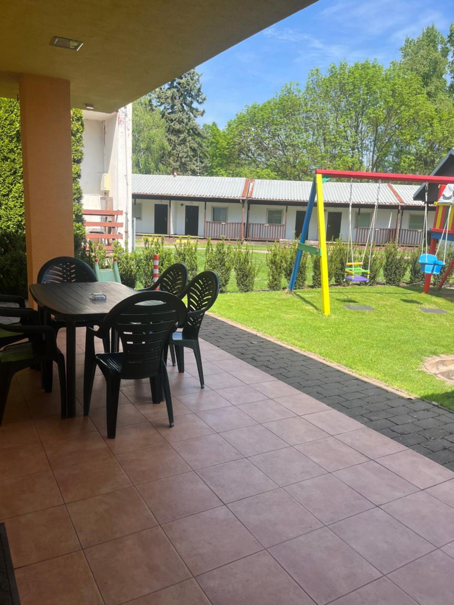 Villa Gracia Patince Zewnętrze zdjęcie